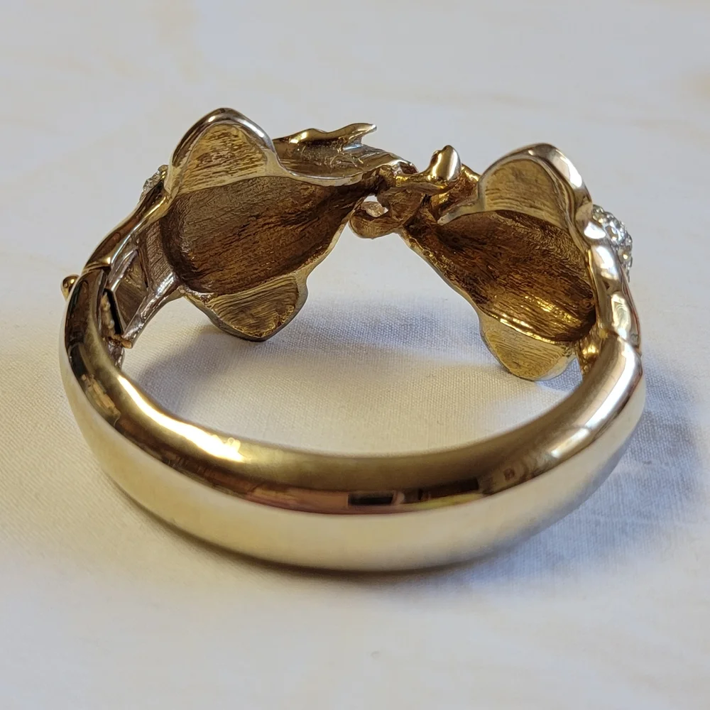 Vintage Double Elephan Bracelet Gold Tone Hinge Open Emerald Green Eyes